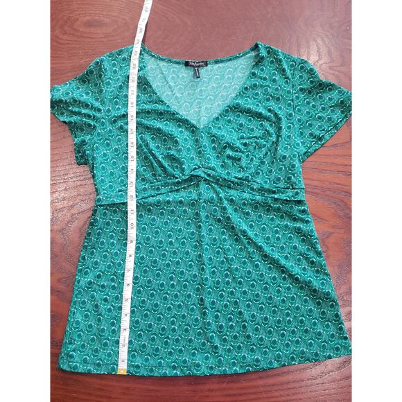 Daisy Fuentes Bohemian Green Print Short Sleeved Blouse - Shirt - Size PM - Picture 8 of 8